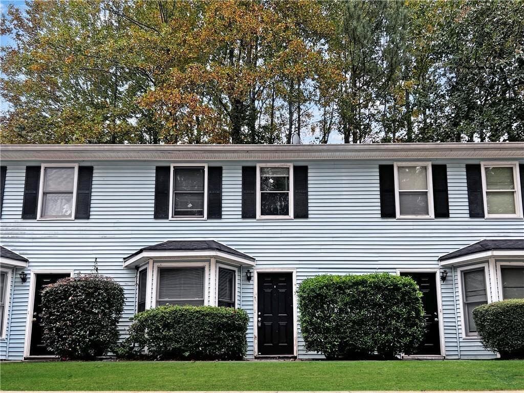 quadruplex sold at 1570 Oakpointe Drive, Marietta, GA 30008