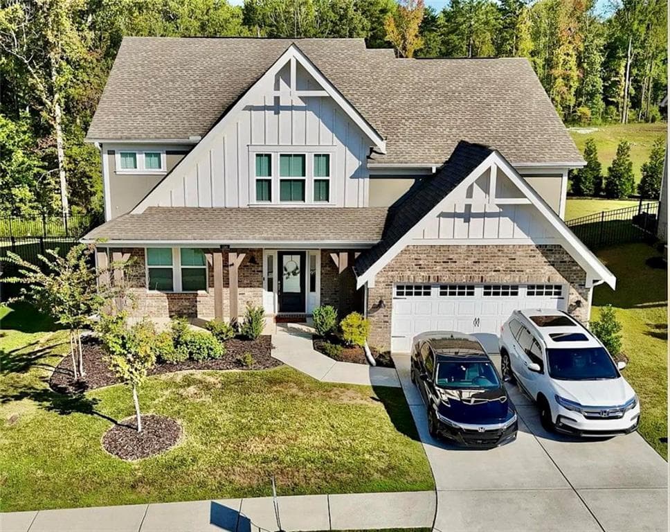 4 bedroom, 4 bathroom, 3,936 sq ft single family residence sold at 186 Michigan Circle, Hoschton, GA 30548