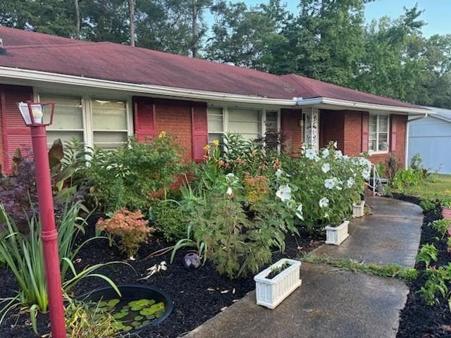 2 bedroom, 2 bathroom, 1,182 sq ft single family residence sold at 4715 Greensprings Road, College Park, GA 30337