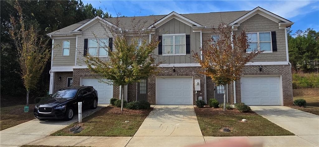 5908 Cassie Drive, Stonecrest, GA 30038 — most recent listing photo