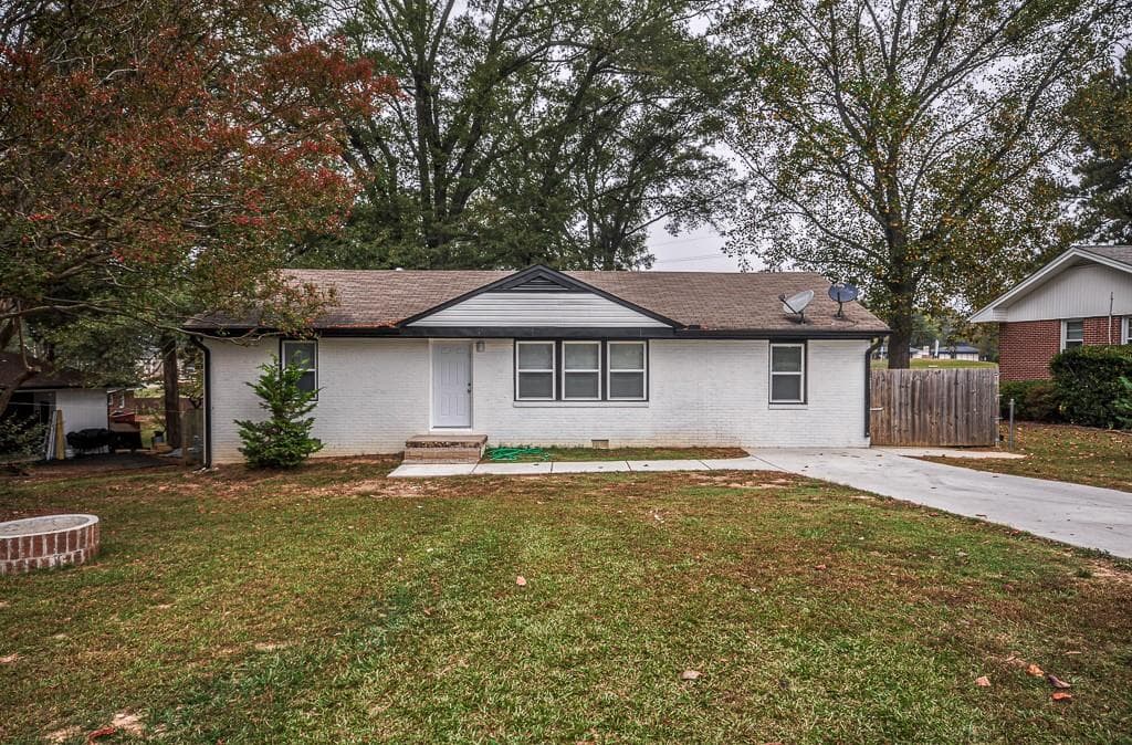 1910 Austell Circle, Marietta, GA 30060 — most recent listing photo