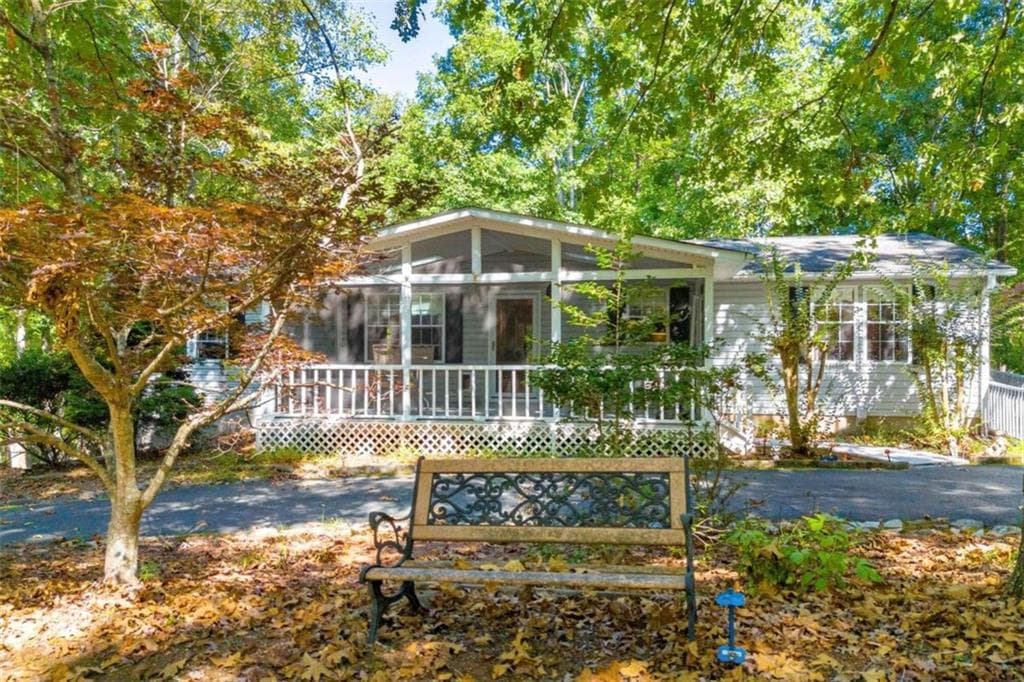 3 bedroom, 3 bathroom single family residence sold at 774 Lakeside Drive, Blairsville, GA 30512