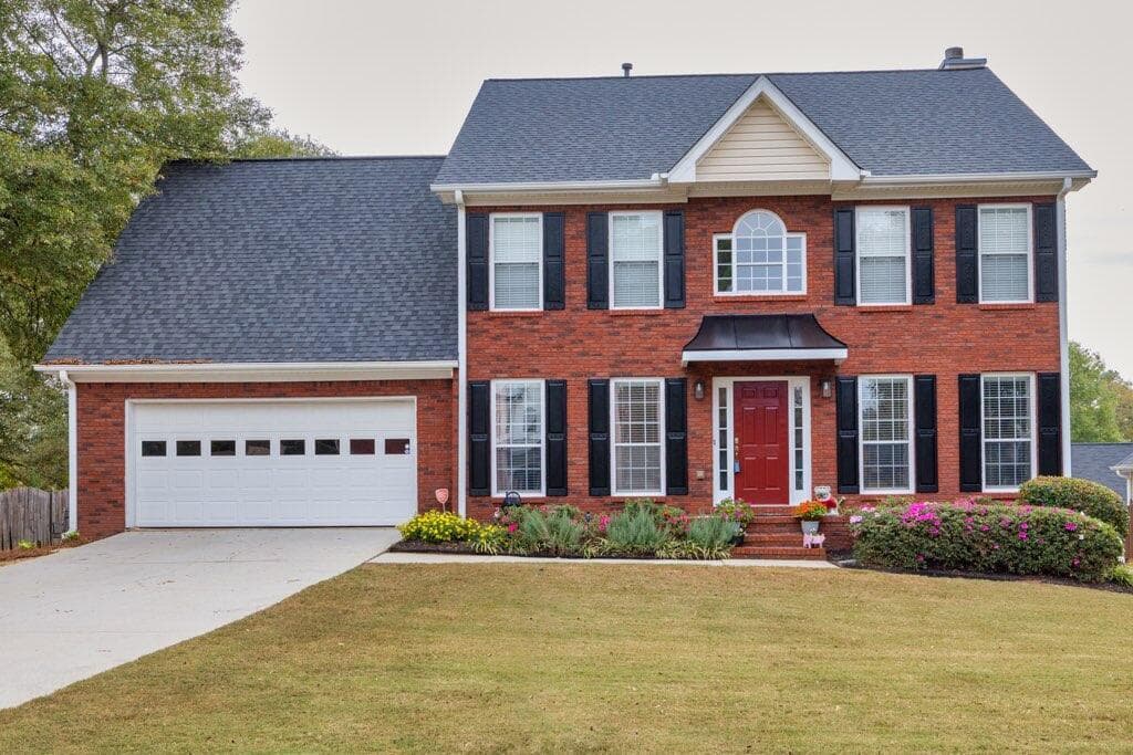 4 bedroom, 3 bathroom, 2,539 sq ft single family residence sold at 226 Graymist Lane, Loganville, GA 30052