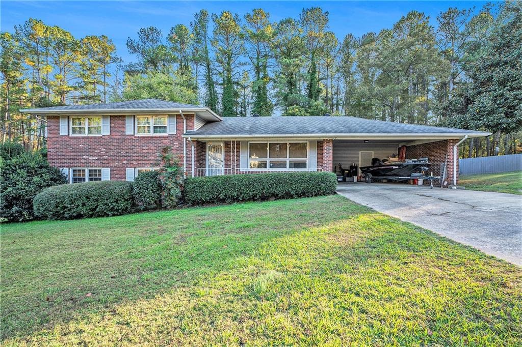 4 bedroom, 3 bathroom single family residence sold at 131 Lee Street, Rockmart, GA 30153