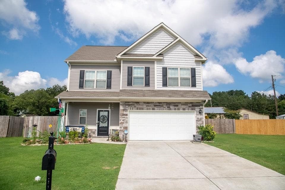 123 Bristol Lane, Calhoun, GA 30701 — most recent listing photo