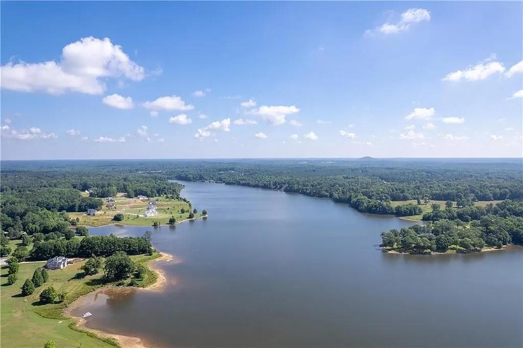 single family residence sold at 85 S Waters Edge Drive, Covington, GA 30014