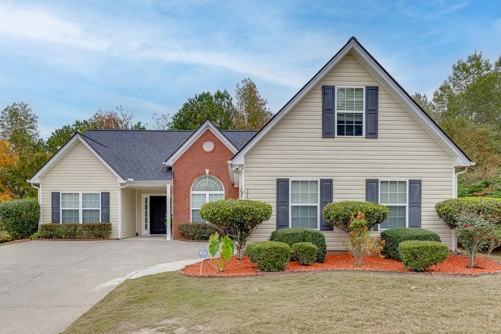 2537 Weycroft Circle, Dacula, GA 30019 — most recent listing photo