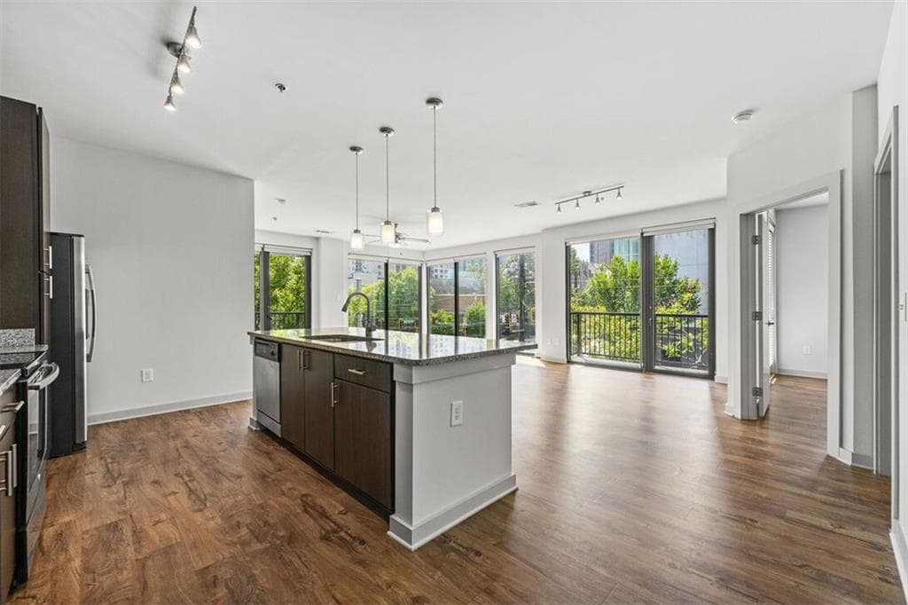 2 bedroom, 2 bathroom, 1,350 sq ft apartment for rent at 131 Ponce de Leon Avenue 121, Atlanta, GA 30308 for $2,839 a month — photo 6