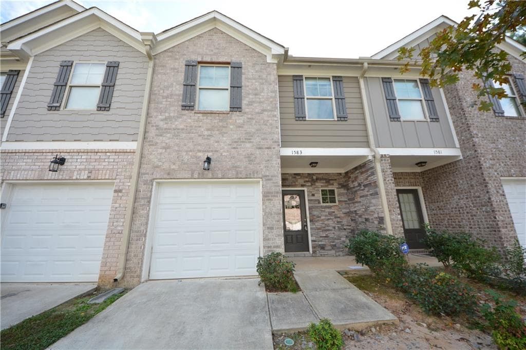 1583 Iris Walk, Jonesboro, GA 30238 — most recent listing photo