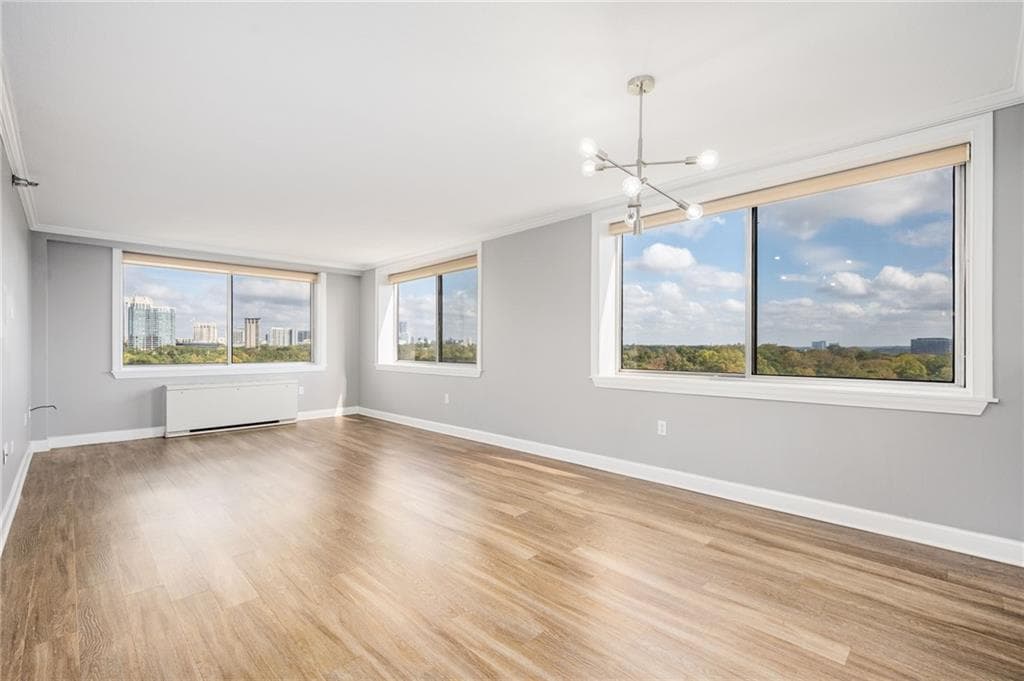 2 bedroom, 2 bathroom, 1,062 sq ft condominium sold at 2479 Peachtree Road 1515, Atlanta, GA 30305