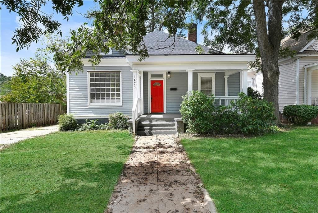 3 bedroom, 2 bathroom, 1,326 sq ft single family residence sold at 1473 Metropolitan Parkway, Atlanta, GA 30310