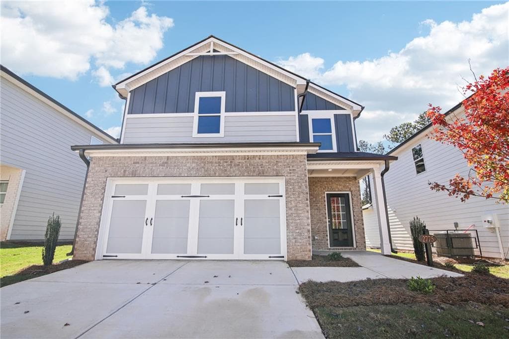 3 bedroom, 3 bathroom single family residence sold at 2775 Aralynn Way, College Park, GA 30337
