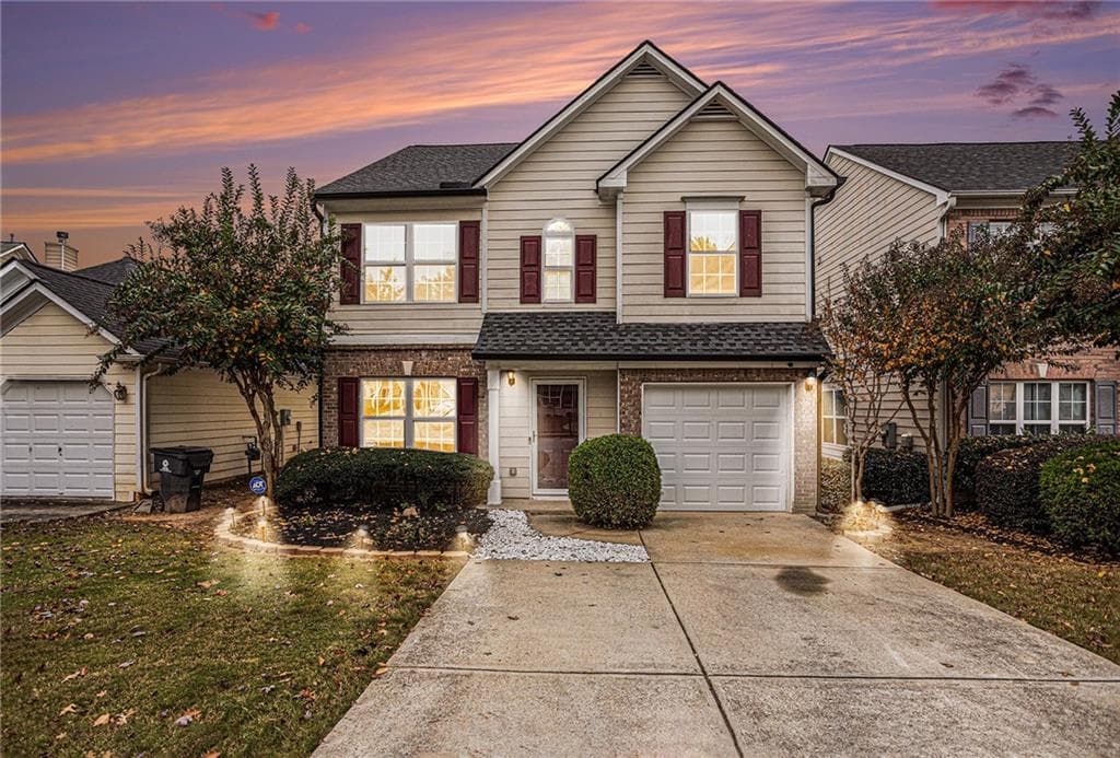3 bedroom, 3 bathroom single family residence sold at 9546 Lakeview Road, Union City, GA 30291