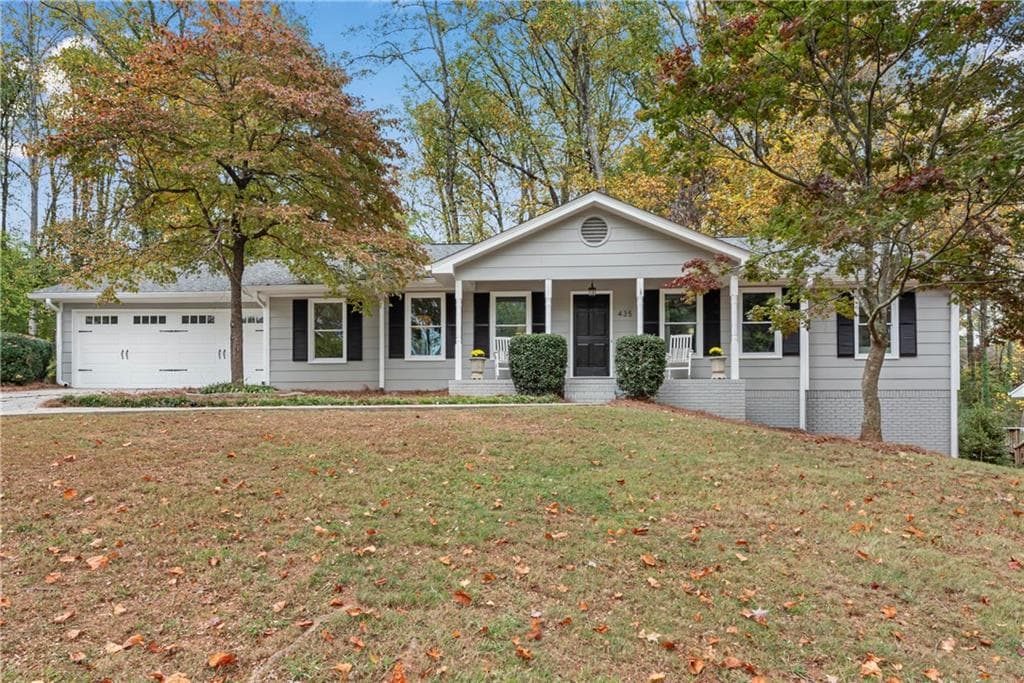 435 Wavetree Drive, Roswell, GA 30075 — most recent listing photo