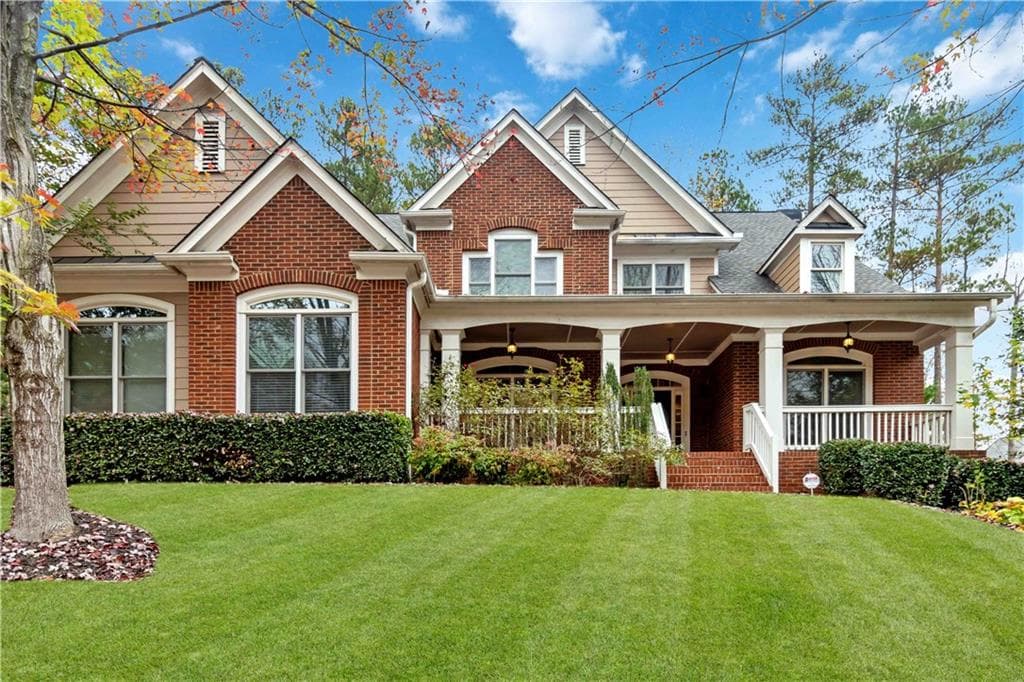 6 bedroom, 5 bathroom single family residence sold at 1624 Climbing Rose Court, Kennesaw, GA 30152