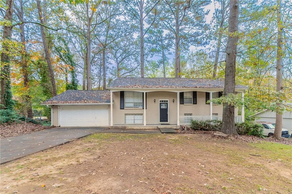 4 bedroom, 3 bathroom, 1,677 sq ft single family residence sold at 1440 Cedar Ridge Court, Stone Mountain, GA 30083