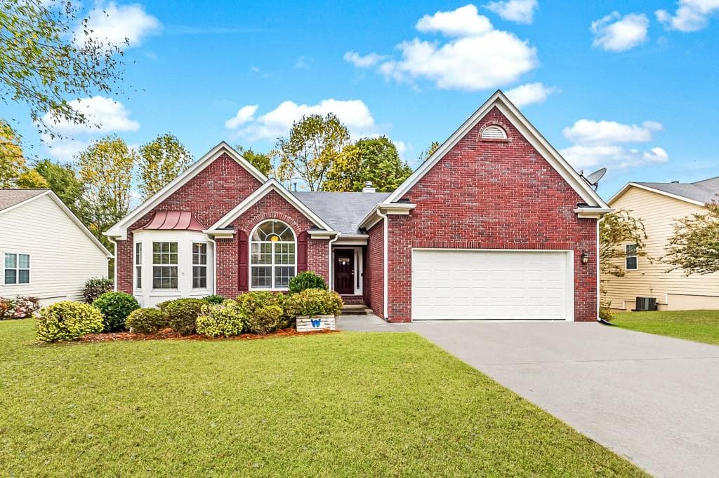 3 bedroom, 2 bathroom, 2,430 sq ft single family residence sold at 1320 Great River Parkway, Lawrenceville, GA 30045