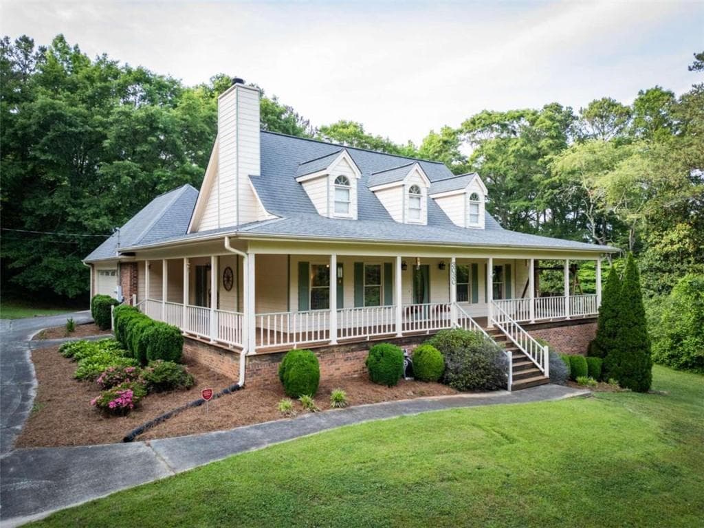 5 bedroom, 4 bathroom single family residence sold at 3030 Habersham Circle, Covington, GA 30014