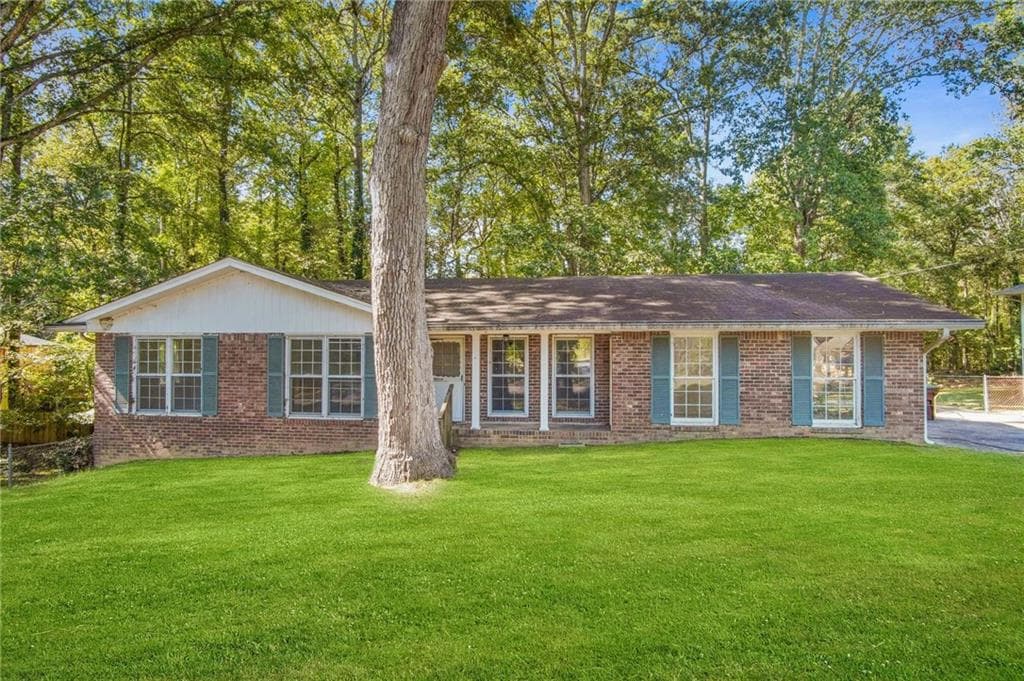 3 bedroom, 2 bathroom single family residence sold at 141 Denna Drive, Alpharetta, GA 30009
