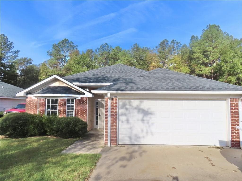 451 Crabapple Place, Macon, GA 31217 — most recent listing photo
