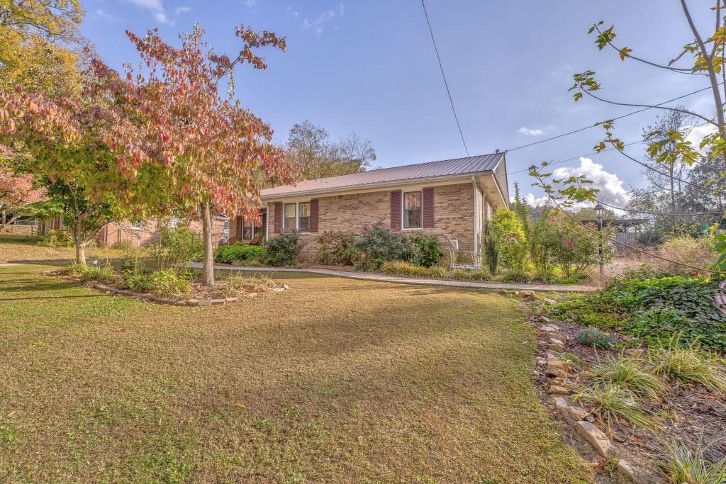 4 bedroom, 3 bathroom single family residence sold at 263 Calhoun Street, Fairmount, GA 30139