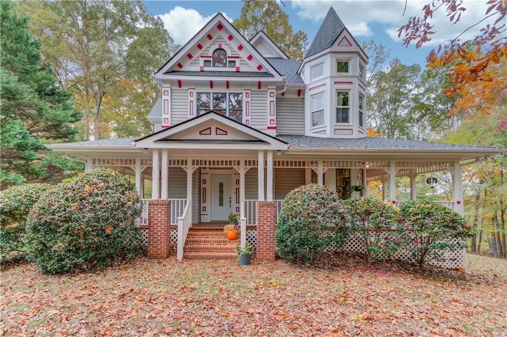 3 bedroom, 4 bathroom single family residence sold at 225 Quail Run, Hoschton, GA 30548