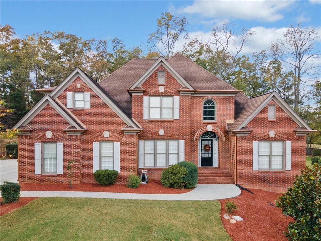 4 bedroom, 4 bathroom, 3,220 sq ft single family residence sold at 5025 Oakmont Bend Drive, Alpharetta, GA 30004