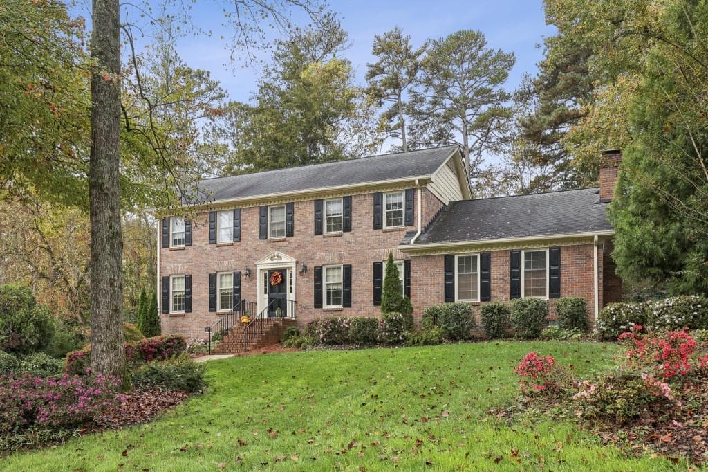 885 Glen Ridge Drive, Lilburn, GA 30047 — most recent listing photo