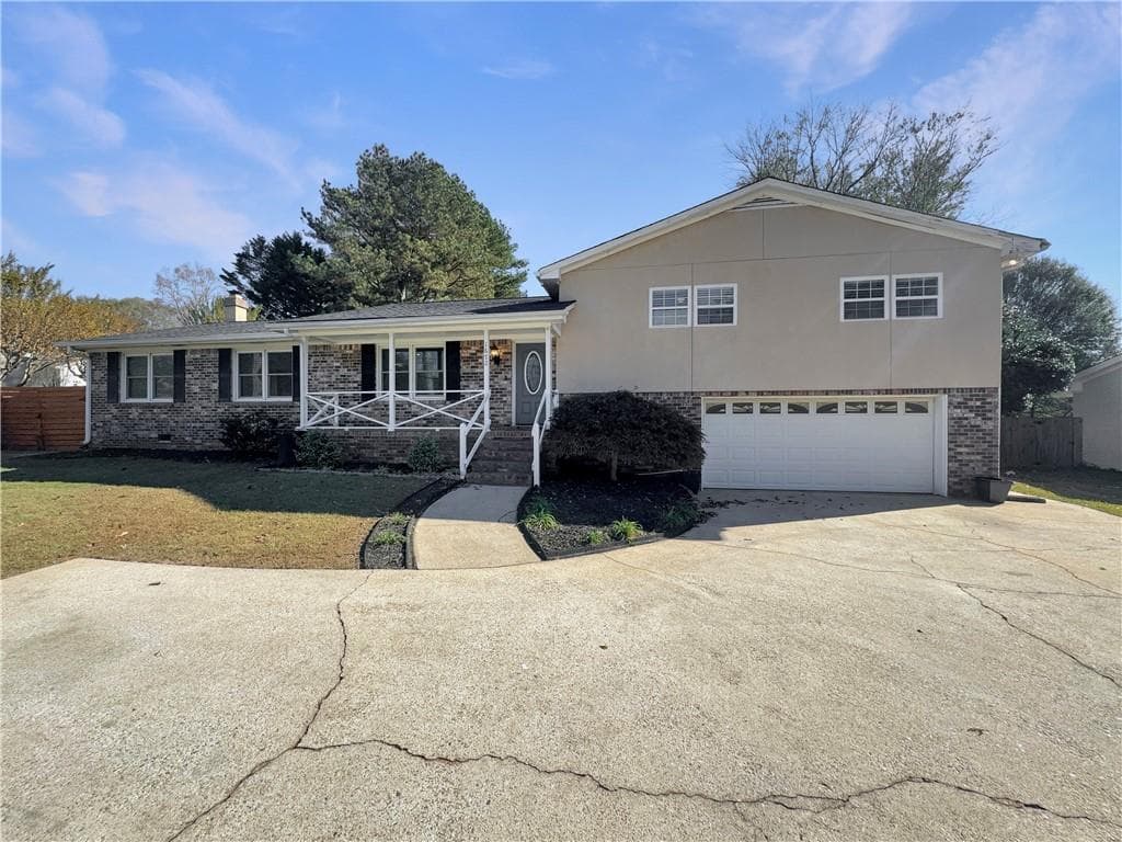 4 bedroom, 2 bathroom single family residence sold at 1672 Scufflegrit Road, Marietta, GA 30062