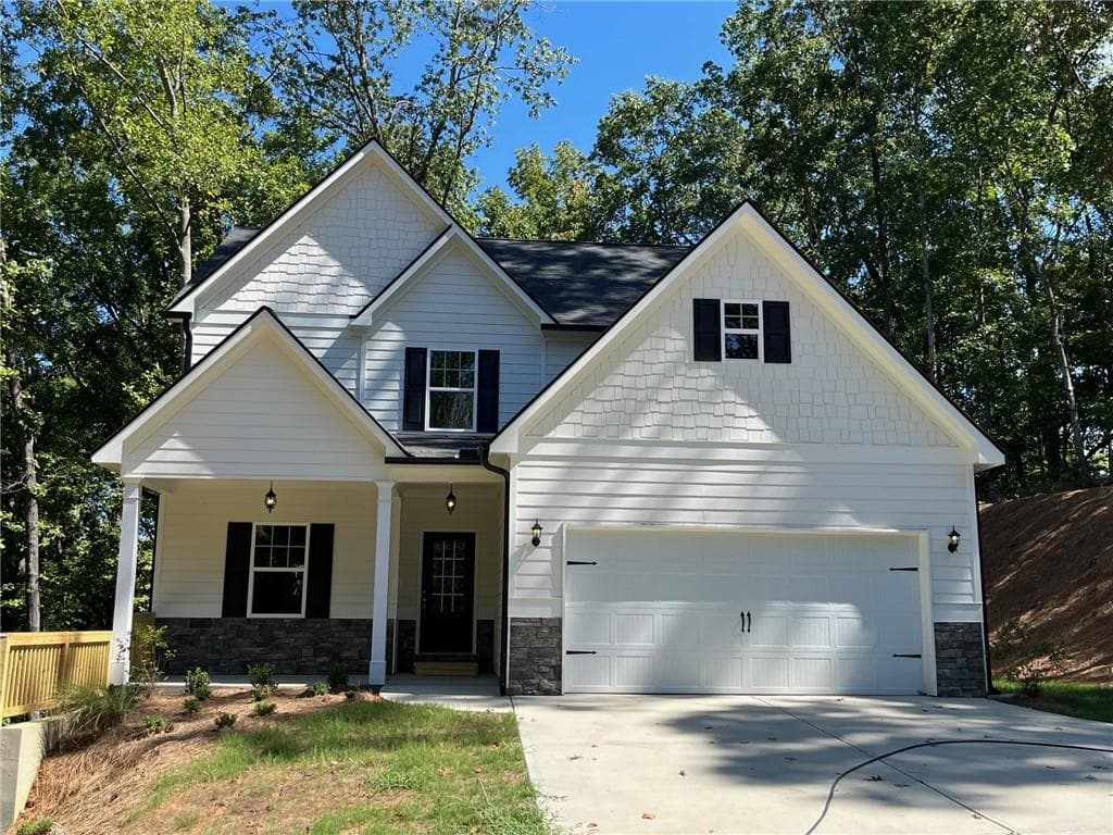 5 bedroom, 3 bathroom, 2,321 sq ft single family residence sold at 177 PALOMINO Drive, Dallas, GA 30157