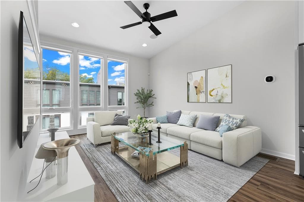 3 bedroom, 3 bathroom townhouse sold at 468 Latta Street, Atlanta, GA 30308