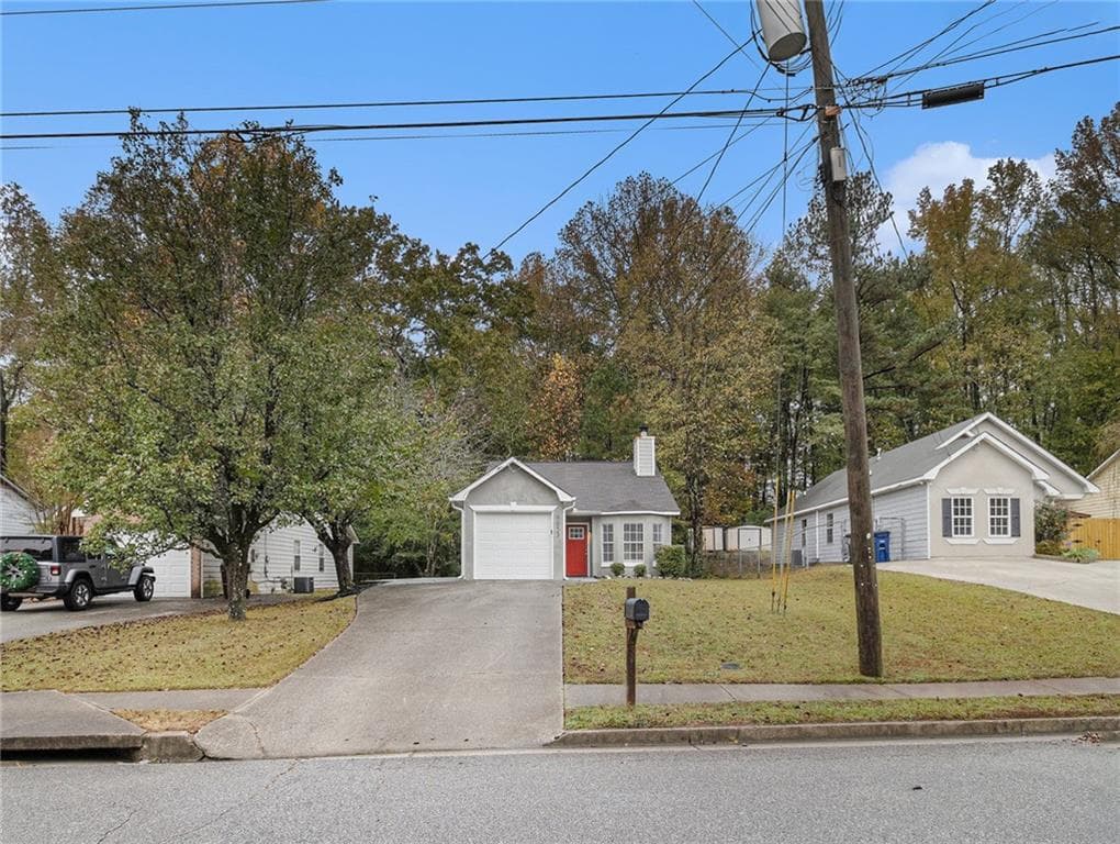 3 bedroom, 2 bathroom single family residence sold at 8053 Fieldstream Way, Douglasville, GA 30134