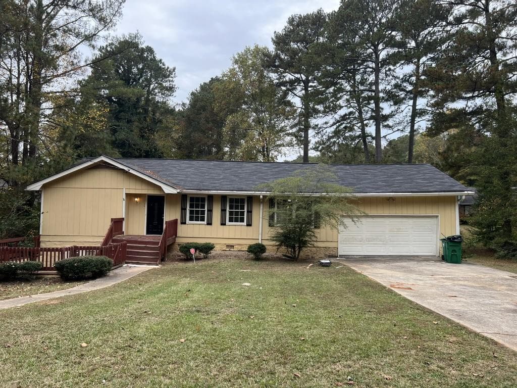 3 bedroom, 2 bathroom, 1,890 sq ft single family residence sold at 3681 Salem Trail, Lithonia, GA 30038
