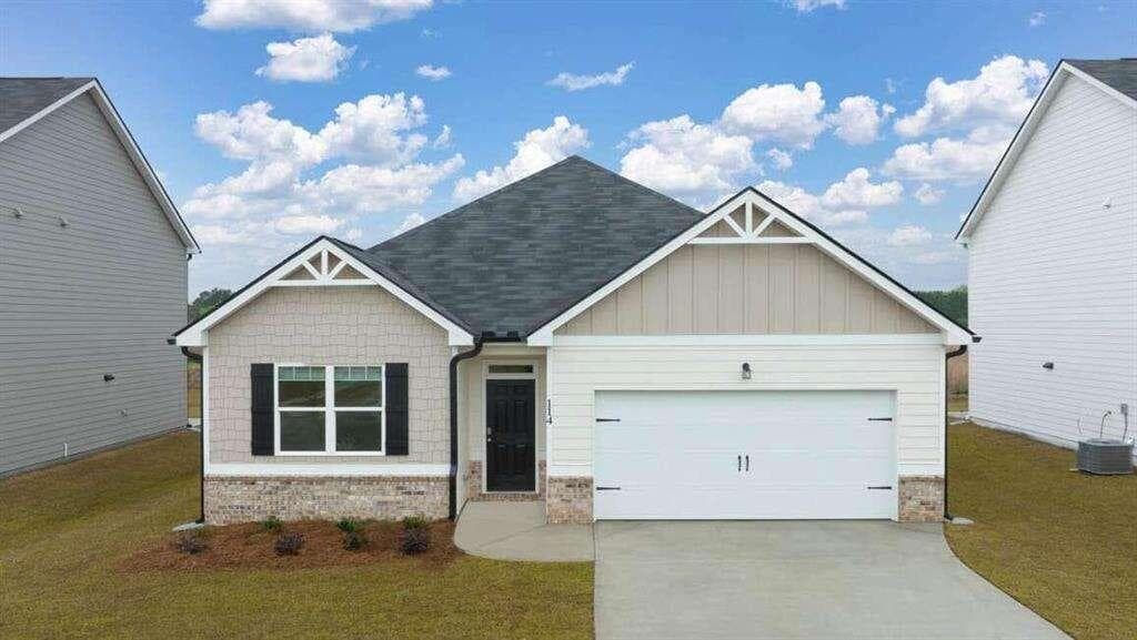 8600 SECRETARIAT Drive, Lithonia, GA 30058 — most recent listing photo