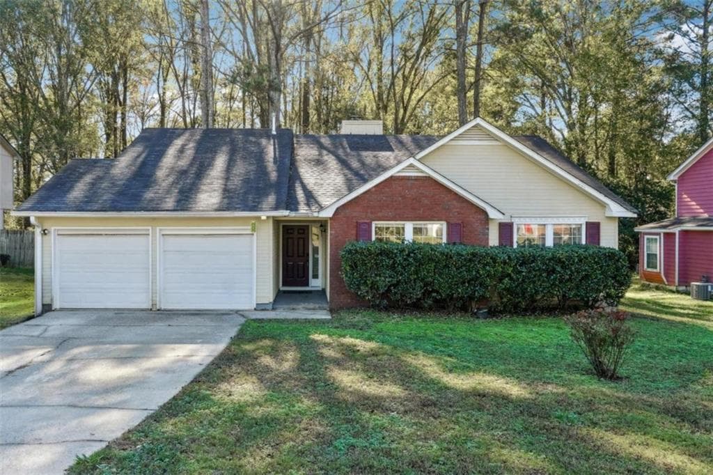 200 Blue Heron Drive, Jonesboro, GA 30238 — most recent listing photo