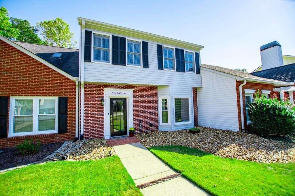 3 bedroom, 2 bathroom, 1,548 sq ft townhouse sold at 117 Old Mill Court, Carrollton, GA 30117