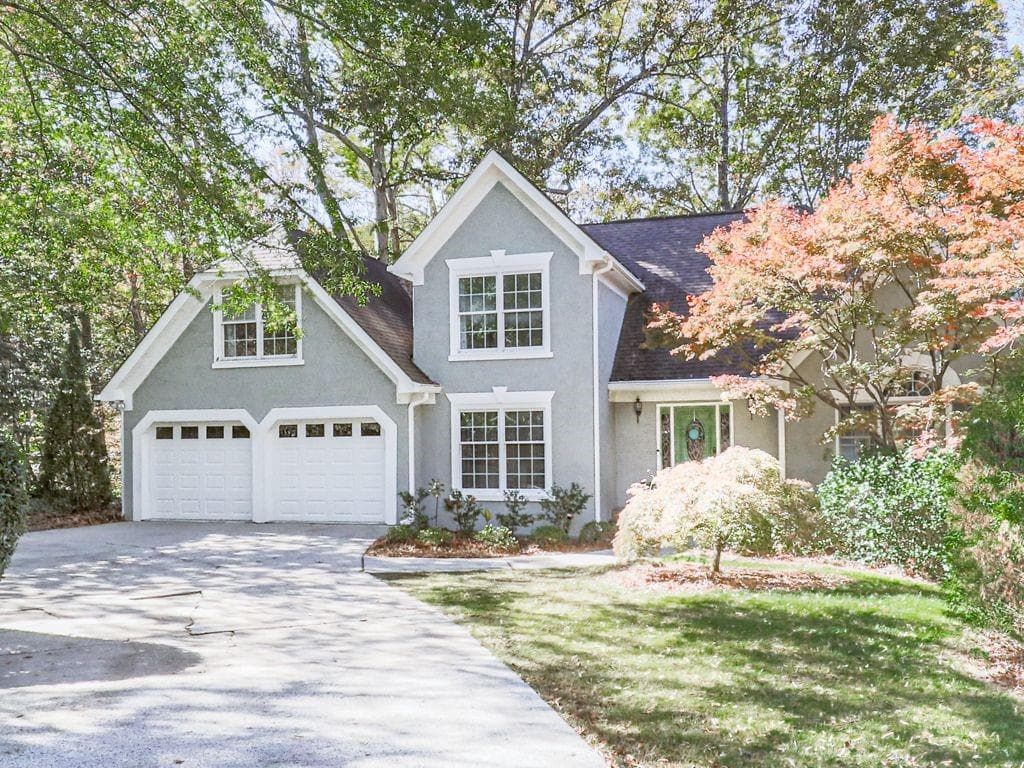 5 bedroom, 4 bathroom, 2,519 sq ft single family residence sold at 2030 Federal Road, Roswell, GA 30075