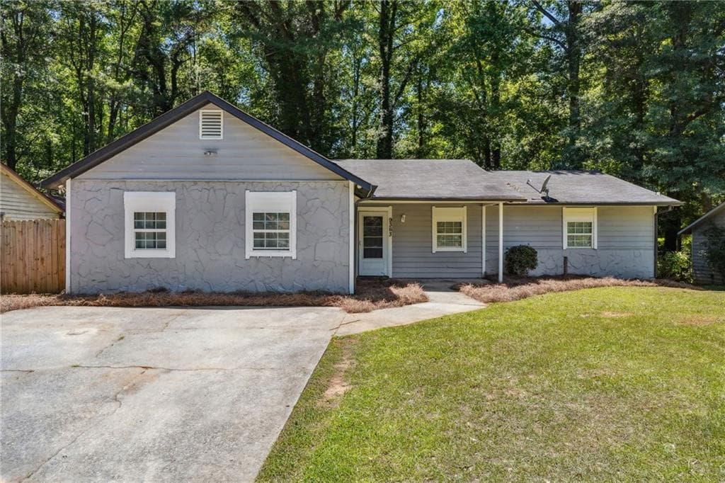 9363 Forest Knoll Drive, Jonesboro, GA 30238 — most recent listing photo
