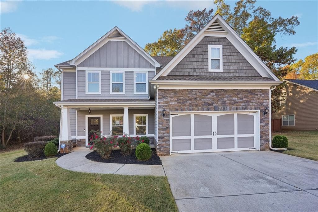 4 bedroom, 3 bathroom, 2,814 sq ft single family residence sold at 368 Sweetwater Bridge Circle, Douglasville, GA 30134
