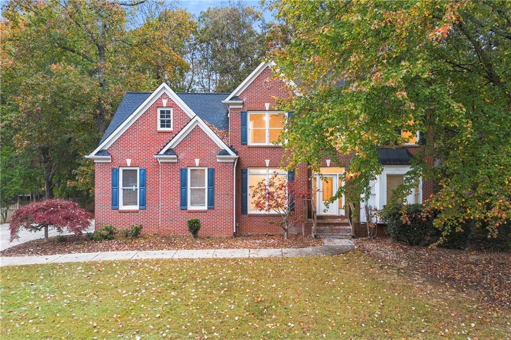 5 bedroom, 3 bathroom, 2,863 sq ft single family residence sold at 3335 Lake Seminole Place, Buford, GA 30519