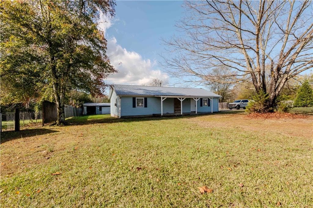 240 Mountain View Drive, Calhoun, GA 30701 — most recent listing photo