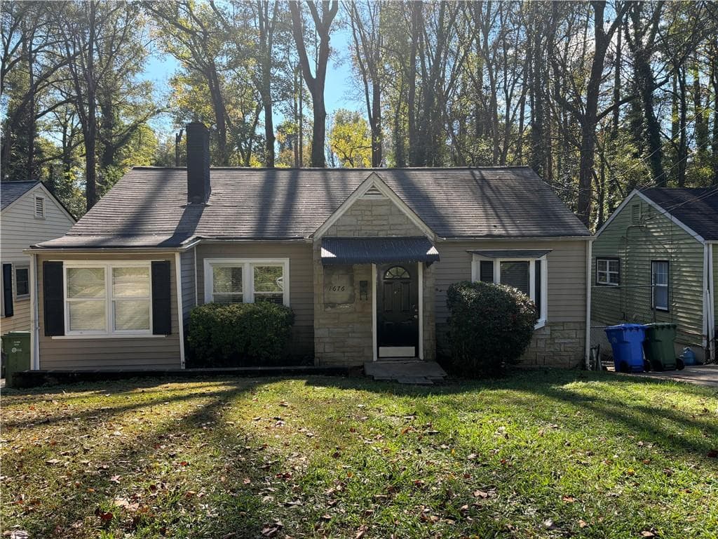 3 bedroom, 1 bathroom, 1,092 sq ft single family residence sold at 1676 S Olympian Way, Atlanta, GA 30310