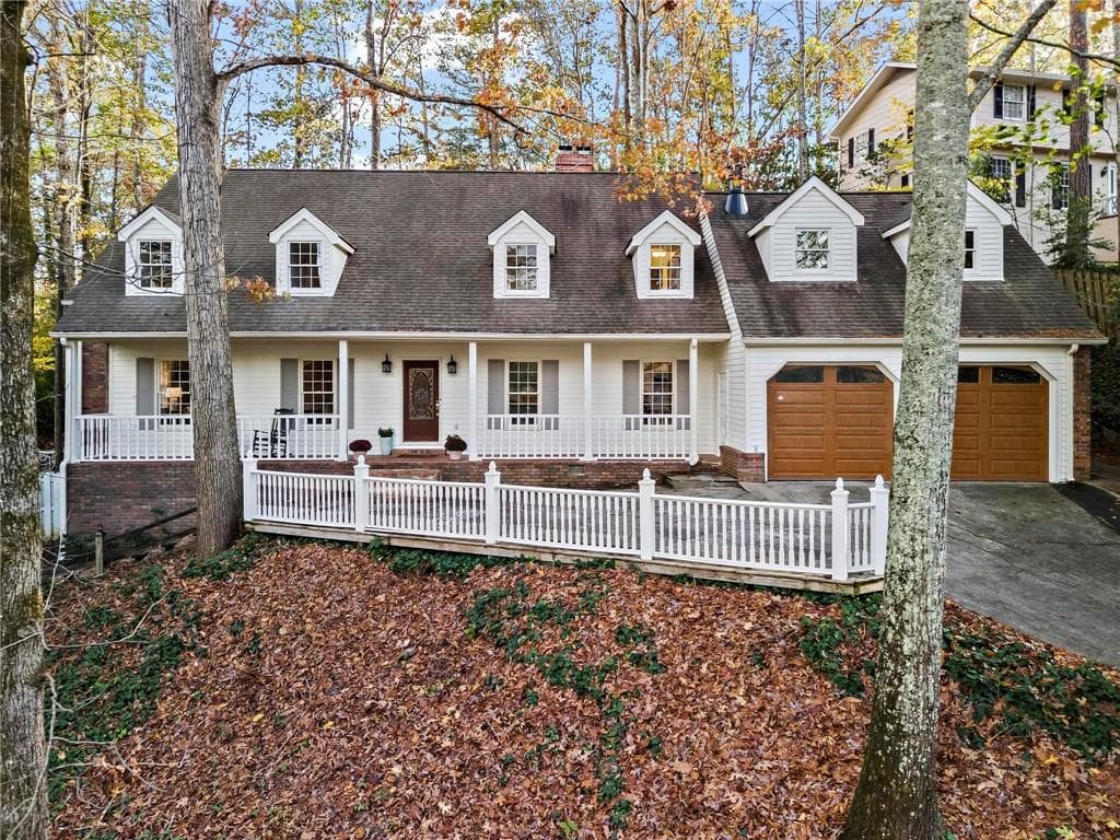 905 Edgewater Trail, Sandy Springs, GA 30328 — most recent listing photo