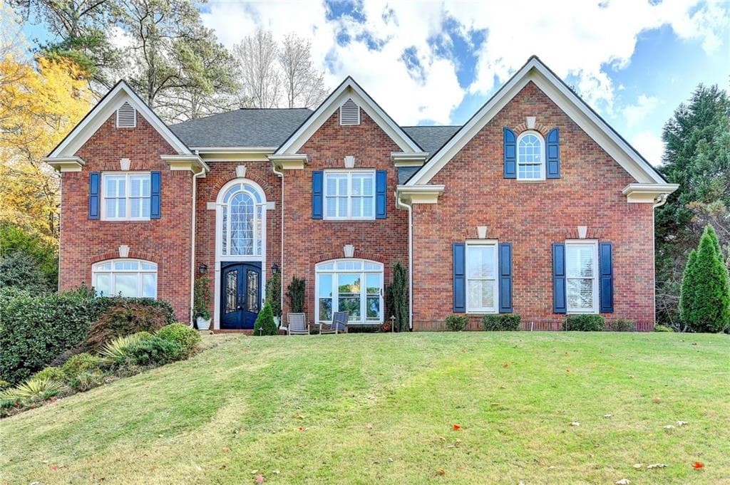 6 bedroom, 5 bathroom single family residence sold at 375 Kincardine Way, Alpharetta, GA 30022