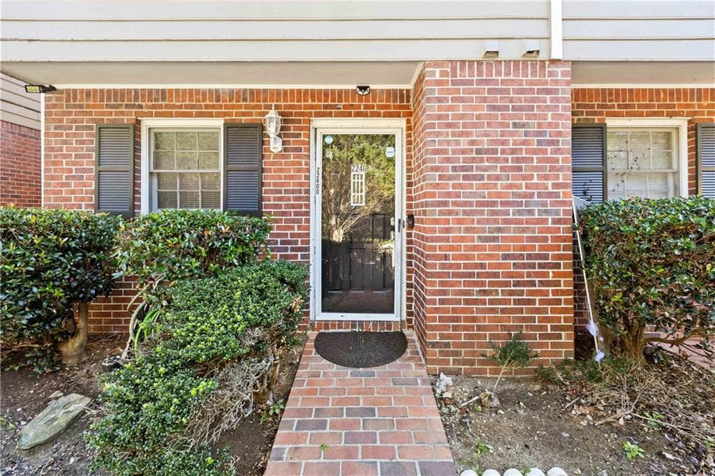 2240 Kings Gate Circle Apt D, Snellville, GA 30078 — most recent listing photo