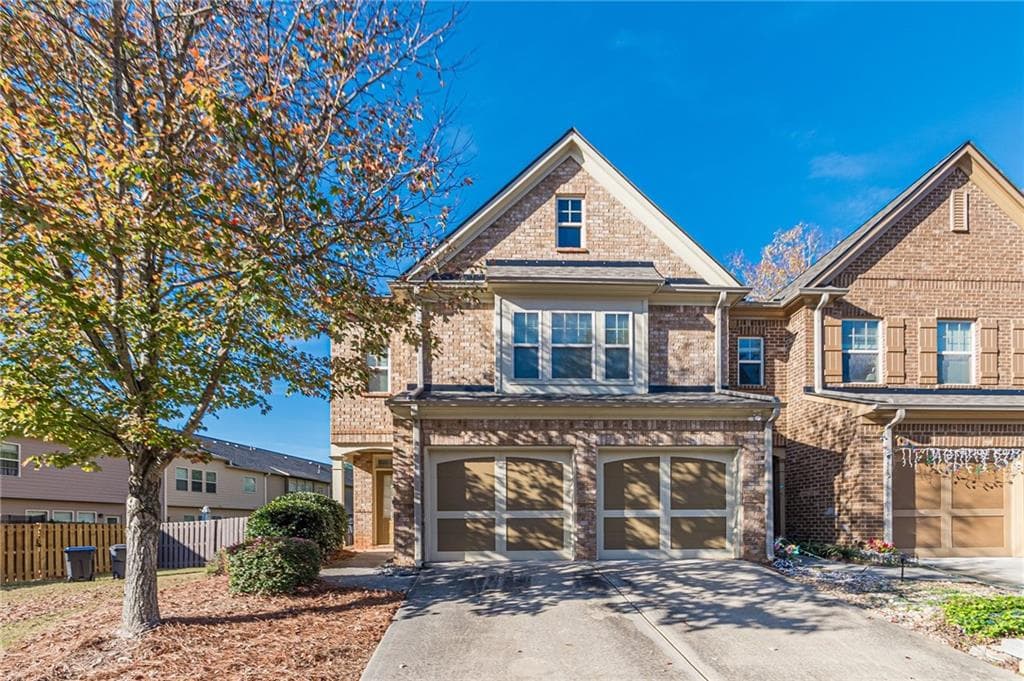 1560 Faircrest Lane, Alpharetta, GA 30004 — most recent listing photo
