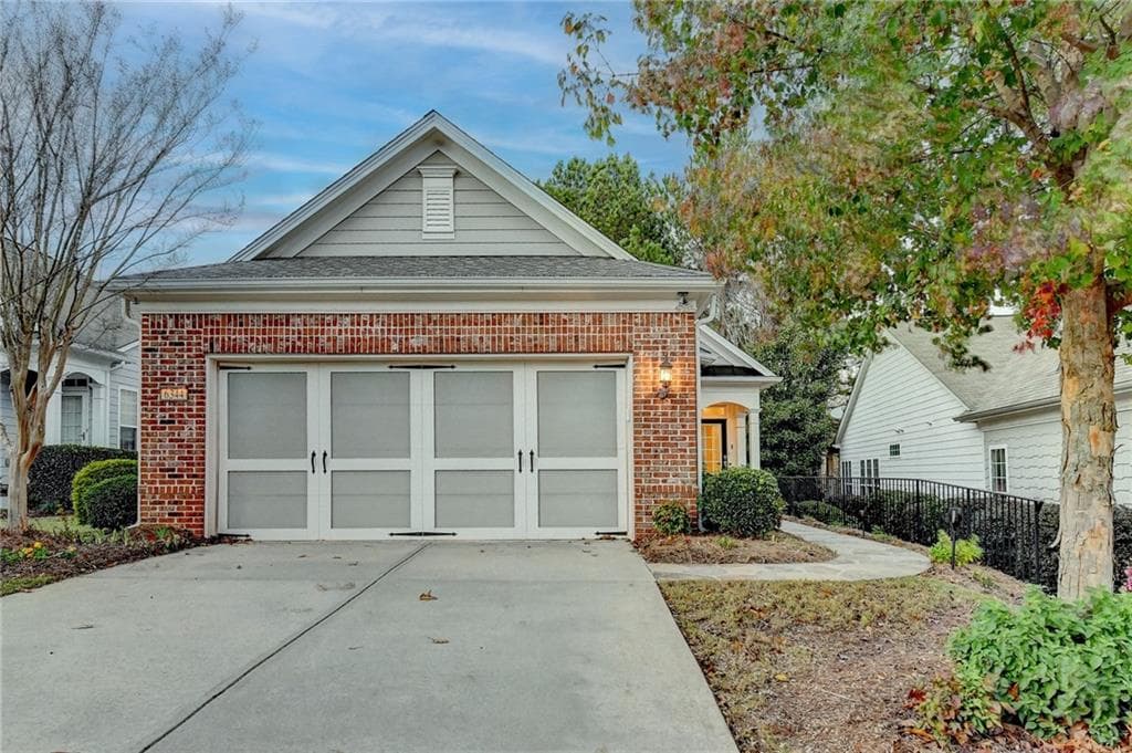 6344 Rockpoint Lane, Hoschton, GA 30548 — most recent listing photo