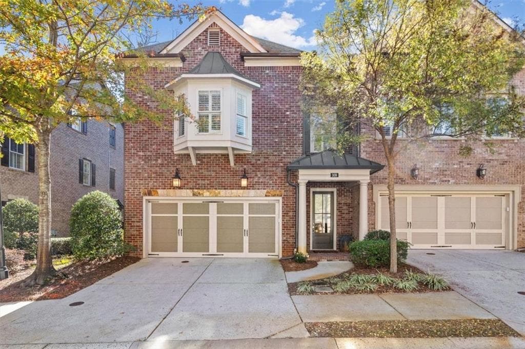 4 bedroom, 4 bathroom, 3,620 sq ft townhouse sold at 309 Nottaway Lane, Alpharetta, GA 30009