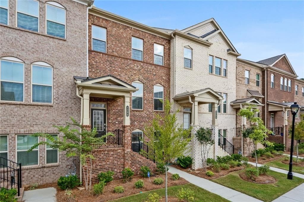 4 bedroom, 4 bathroom townhouse sold at 3306 Main Street, Duluth, GA 30096