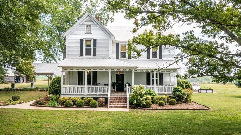 5 bedroom, 6 bathroom, 4,871 sq ft single family residence sold at 1981 Broughton Road, Newborn, GA 30056